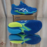 کفش تنیس خاکی اسیکس Asics tennis Court FF3 Novak CLAY- رنگ آبی فسفری سفید کیفیت اورجینال سفارش اسیا نواک جوکوویچ