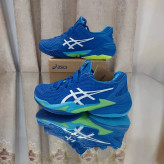 کفش تنیس خاکی اسیکس Asics tennis Court FF3 Novak CLAY- رنگ آبی فسفری سفید کیفیت اورجینال سفارش اسیا نواک جوکوویچ