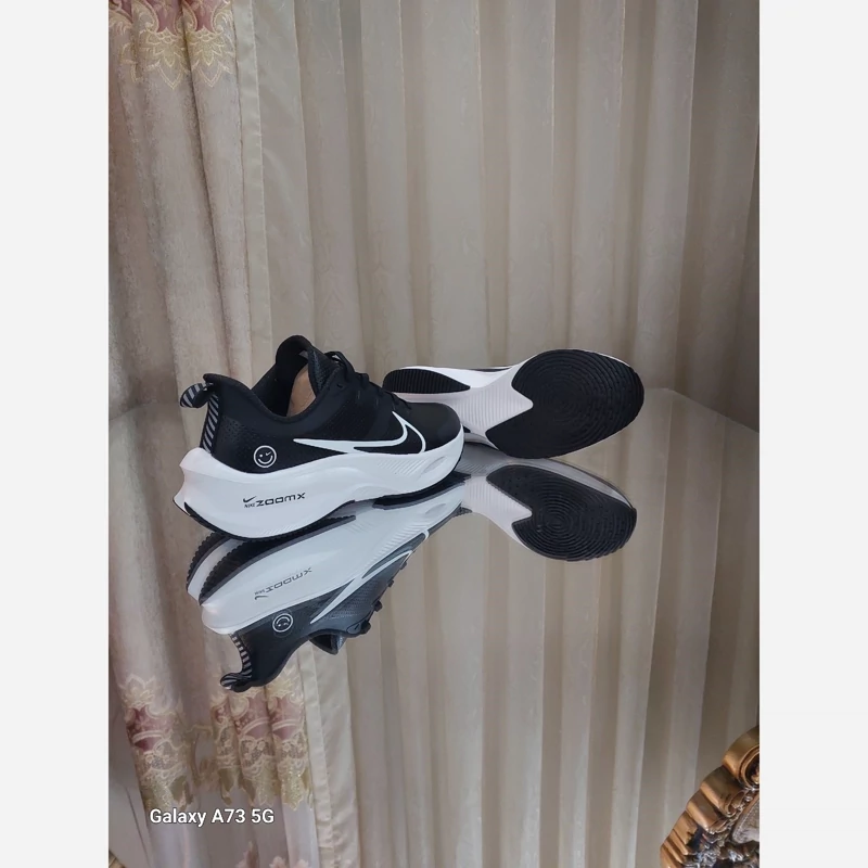 کتونی رانینگ نایک زوم ایکس nike zoom x کیفیت مستر کوالیتی ویتنام رویه چرم کتونی چرمی نایک لبخندی مشکی سفید
