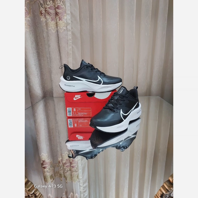 کتونی رانینگ نایک زوم ایکس nike zoom x کیفیت مستر کوالیتی ویتنام رویه چرم کتونی چرمی نایک لبخندی مشکی سفید