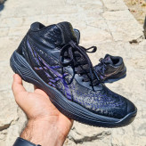 کتونی و کفش والیبال هندبال بسکتبال اسیکس ژل هوپ وی 14 در حد اورجینال ویتنامAsics gel hoop V14 رنگ مشکی بنفش