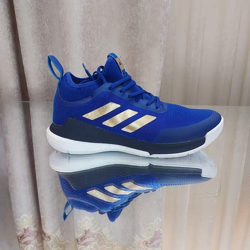 کفش والیبال آدیداس کریزی فلایت مید  کیفیت مستر کوالیتی   بهترین کیفیت  Adidas crazy flight mid