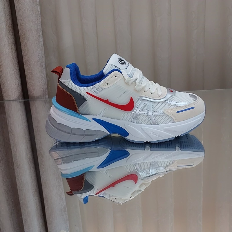 کتونی رانینگ نایک v2k وارداتی ساخت چین سایز 37تا41 در سفید قهوه ای قرمز