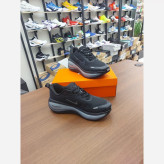 کتونی رانینگ و پیاده روی نایک ومرو پلاس مستر کوالیتی رنگ مشکی طوسی NIKE ZOOM X VOMERO PLUS