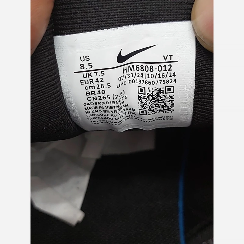 کتونی رانینگ و پیاده روی نایک ومرو پلاس مستر کوالیتی رنگ مشکی طوسی NIKE ZOOM X VOMERO PLUS