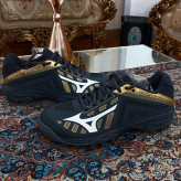 کتونی کفش اورجینال فوتبال چمن مصنوعی میزانو اورجینال MIZUNO WAVE LYNX JR سایز 35 رنگ مشکی طلایی ساخت ویتنام