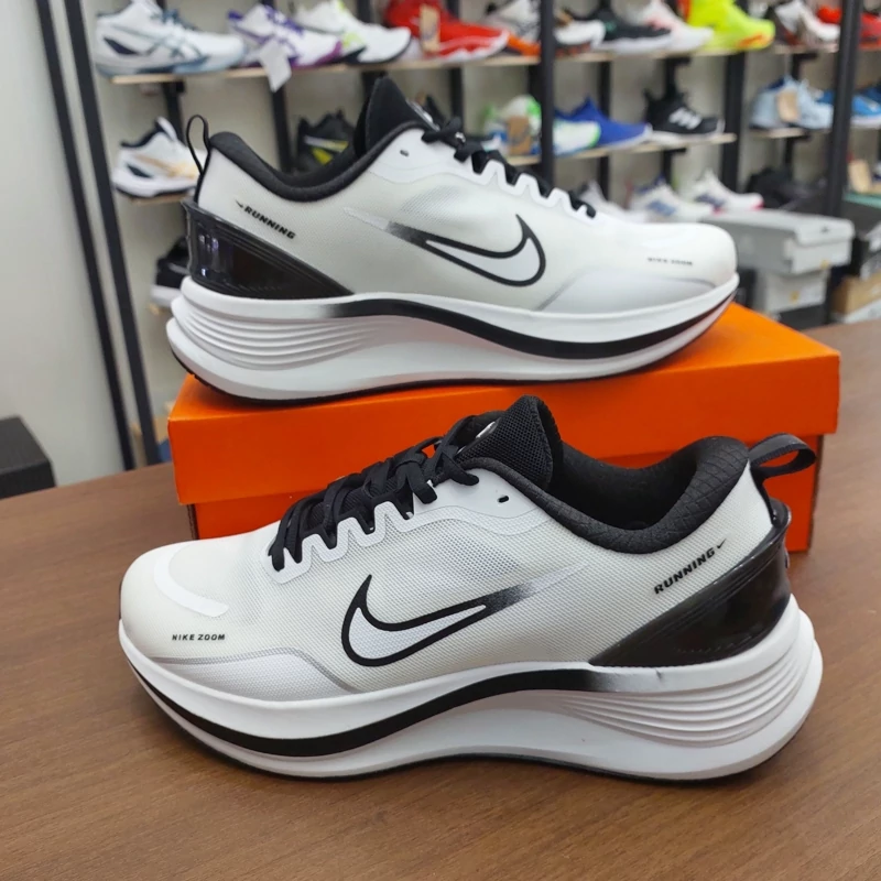 کتونی رانینگ نایک زوم V19 مستر کوالیتی ویتنام NIKE ZOOM V19 RUNNING رنگ سفید مشکی
