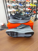 کتونی رانینگ و پیاده روی نایک ومرو 18X مستر کوالیتی رنگ مشکی کف طوسی NIKE ZOOM X VOMERO 18X