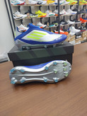 کفش فوتبال چمن آدیداس اف۵۰ مسی استوکدار بدون بند جورابی رنگ آبی فسفری Adidas f50