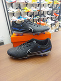 کفش فوتبال چمن نایک تیمپو لجند۱۰ استوکدار بندی رنگ مشکی آبیNike tempo Legend 10 academy FG