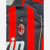 کیت تیشرت با شورت اصلی هواداری تیم میلان ایتالیا 2007رنگ راه راه مشکی قرمز تایلندی A++ Ac Milan بچه گانه