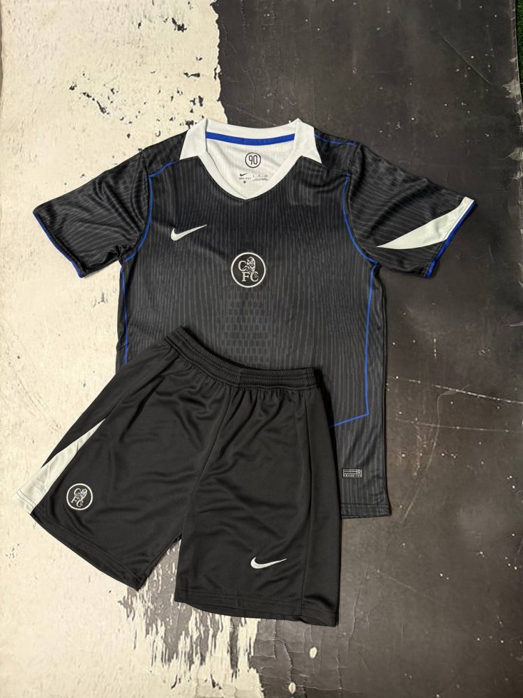 کیت سوم وتیشرت با شورت هواداری تیم چلسی انگلیس ۲۰۲۶ رنگ مشکی تایلندی A++ kit Chelsea 2026