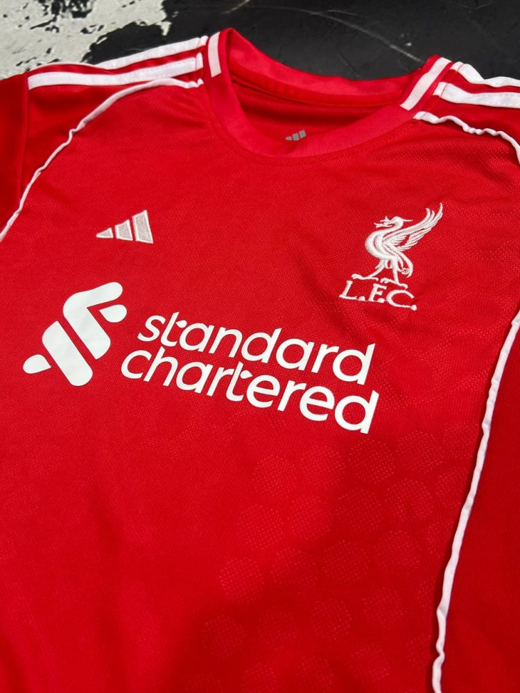 کیت اول وتیشرت با شورت هواداری تیم لیورپول انگلیس ۲۰۲۶ رنگ مشکی تایلندی کلاس A++ kit Liverpool 2026