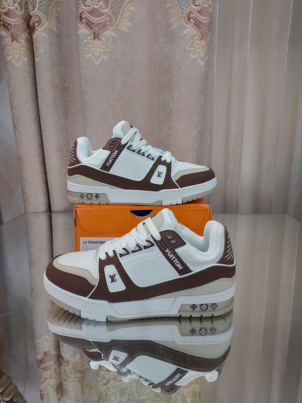 کتونی لویی ویتون ترینر مستر سفیدقهوه ای Louis Vuitton LV Trainer