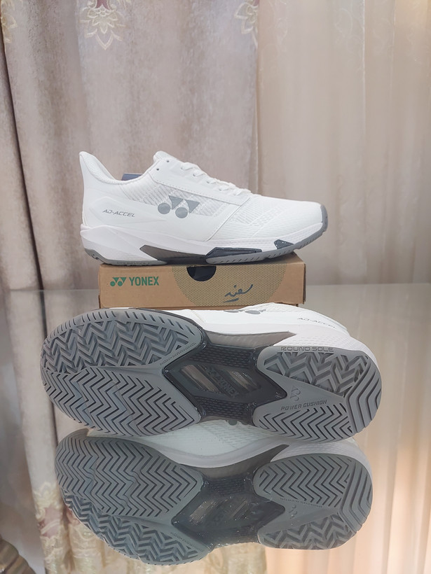 کفش بدمینتون و تنیس یونکس Yonex Women's and Men's Power Cushion Ad-Accel Sunset Red رنگ سفید