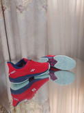 کفش بدمینتون و تنیس یونکس Yonex Women's and Men's Power Cushion Ad-Accel Sunset Red رنگ قرمز سفید