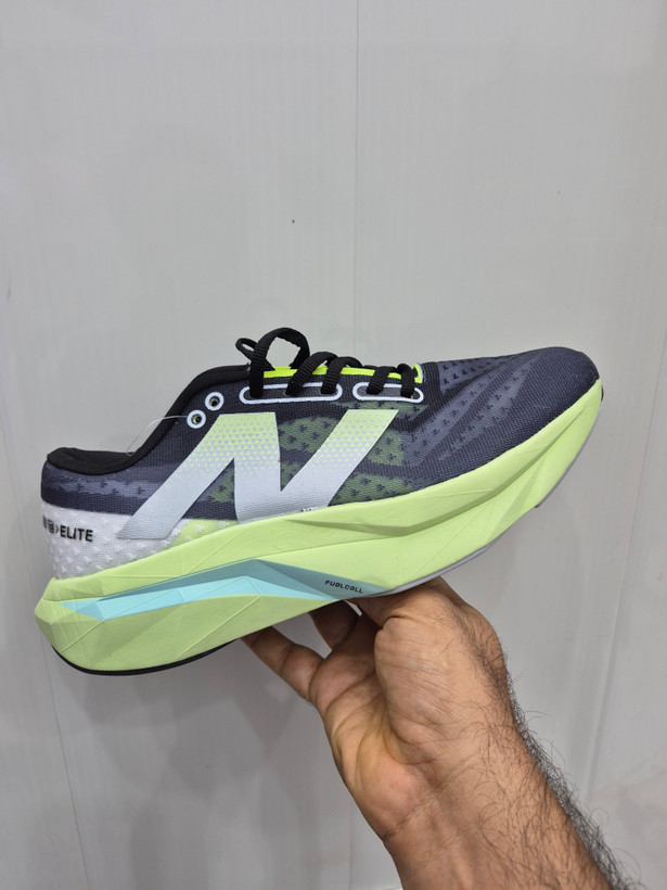 کتونی رانینگ نیوبالانس فیولسل ریبل V4 مسترکوالیتی ساخت ویتنام/New Balance FuelCell Rebel v