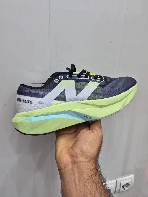 کتونی رانینگ نیوبالانس فیولسل ریبل V4 مسترکوالیتی ساخت ویتنام/New Balance FuelCell Rebel v