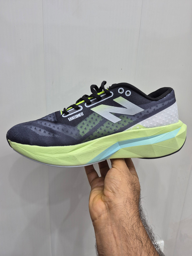 کتونی رانینگ نیوبالانس فیولسل ریبل V4 مسترکوالیتی ساخت ویتنام/New Balance FuelCell Rebel v