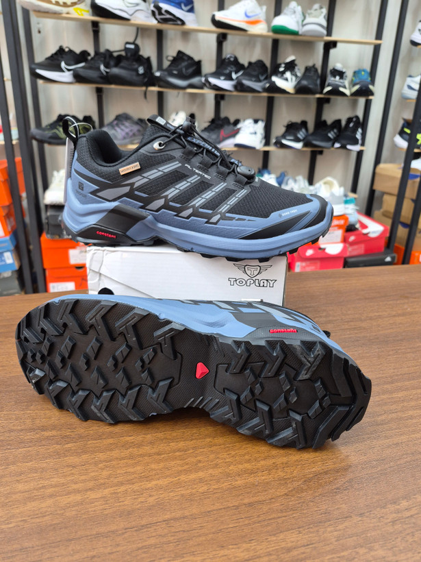 کفش ورزشی اورجینال ایرانر ترکینگ ضدآب رونی D2031 | سورمه ای مشکی Men's waterproof trekking shoes Roni D2031