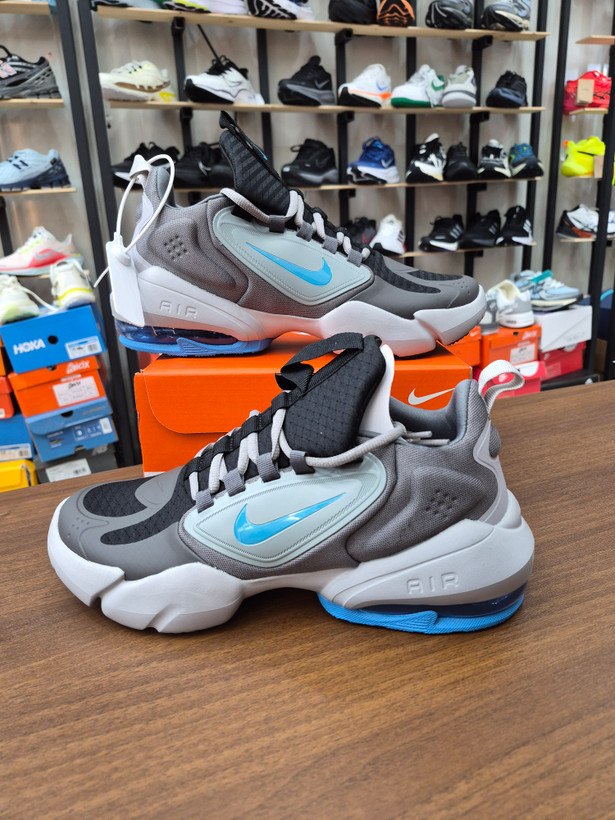 کفش اسپرت و لایف استایل نایک ساواج رنگ طوسی آبی زوم Nike Air max Savage