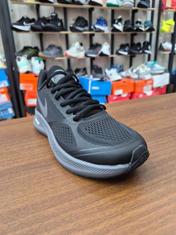 کتونی رانینگ و پیاده روی نایک گاید ۱۰ مستر کوالیتی رنگ مشکی NIKE ZOOM