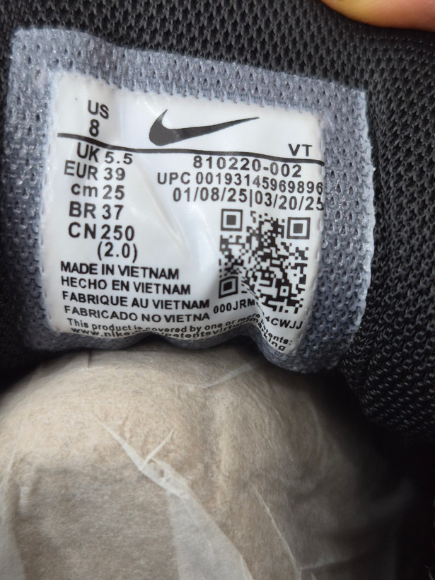 کتونی رانینگ و پیاده روی نایک گاید ۱۰ مستر کوالیتی رنگ مشکی NIKE ZOOM