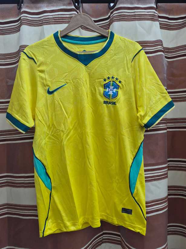 کیت ،تیشرت هواداری اول تیم ملی برزیل جام جهانی ۲۰۲۶ تایلندی کلاس A++ لباس زرد kit football Brasil 2026