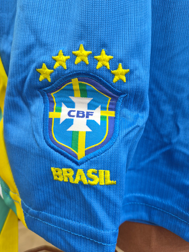 کیت ،تیشرت هواداری اول تیم ملی برزیل جام جهانی ۲۰۲۶ تایلندی کلاس A++ لباس زرد kit football Brasil 2026