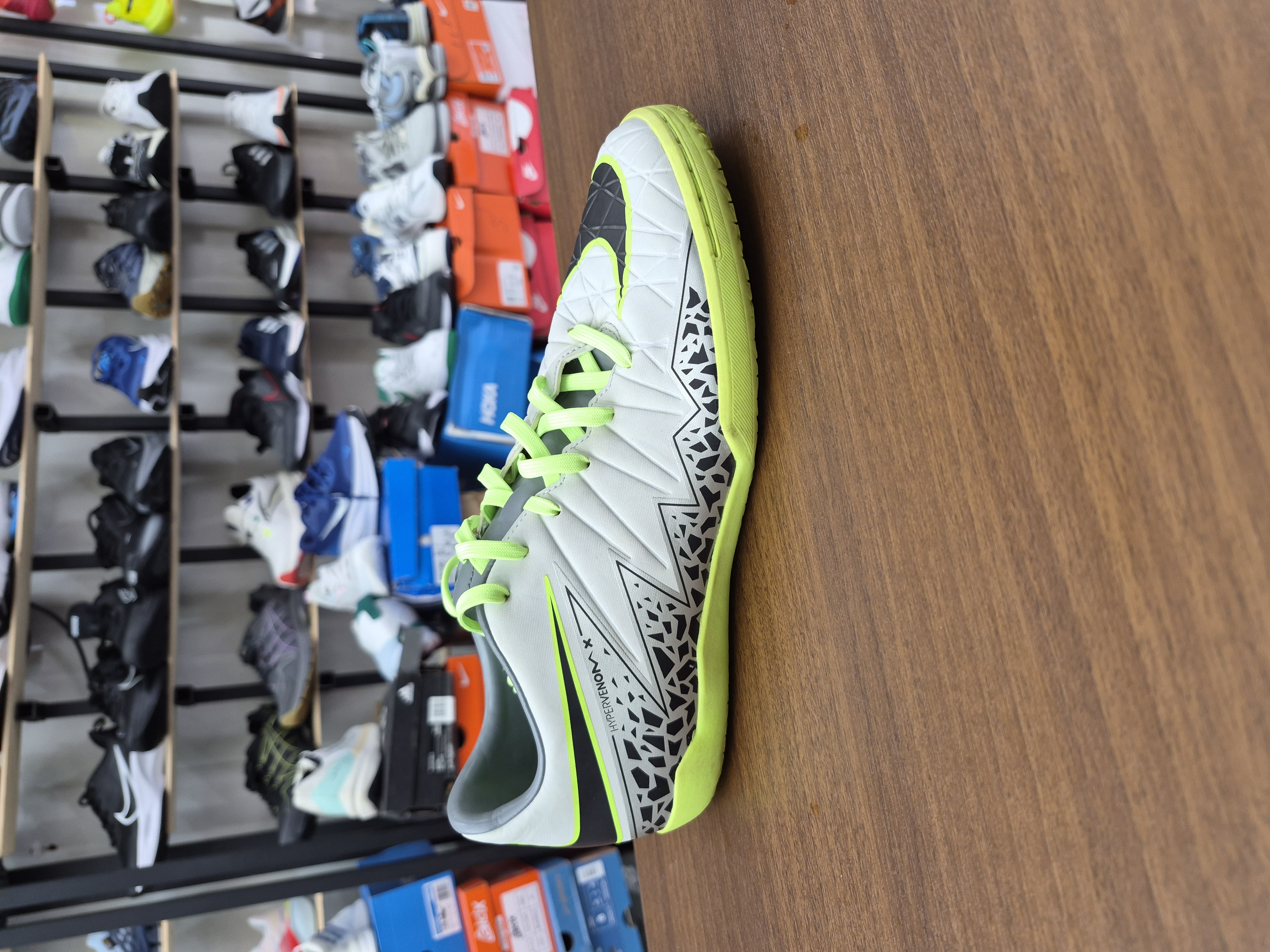 کفش های فوتسال نایک Hypervenom Phelon II