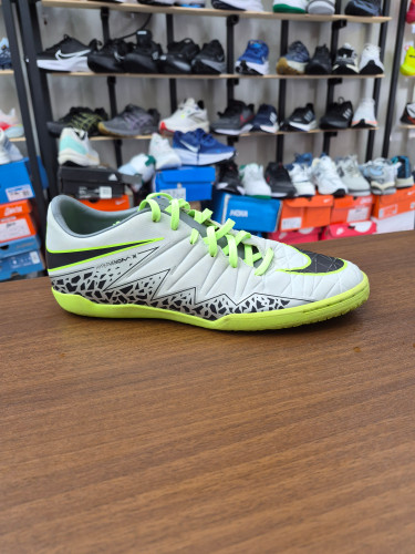 کفش های فوتسال نایک Hypervenom Phelon II