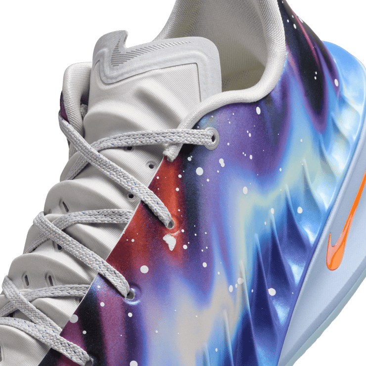 تصویر کتونی بسکتبال جی تی کات 4 Nike GT Cut