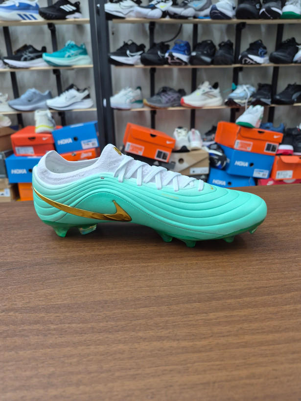 کفش فوتبال استوک دار نایک تمپو ویتنام Chuteira Campo NIKE Tiempo Maestro Elite FG Verde - Dourado